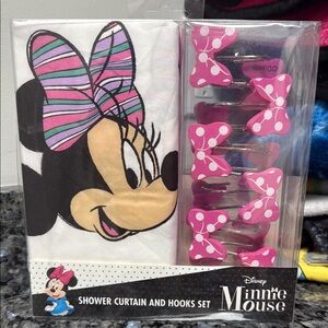 Disney Minnie Mouse Pink and Black Shower Curtain Set